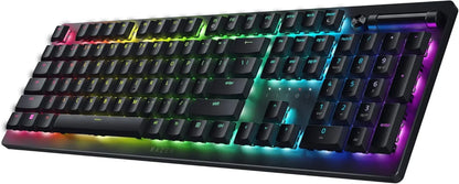 RGB backlit mechanical gaming keyboard with black keys and numeric keypad, Byte Style gear