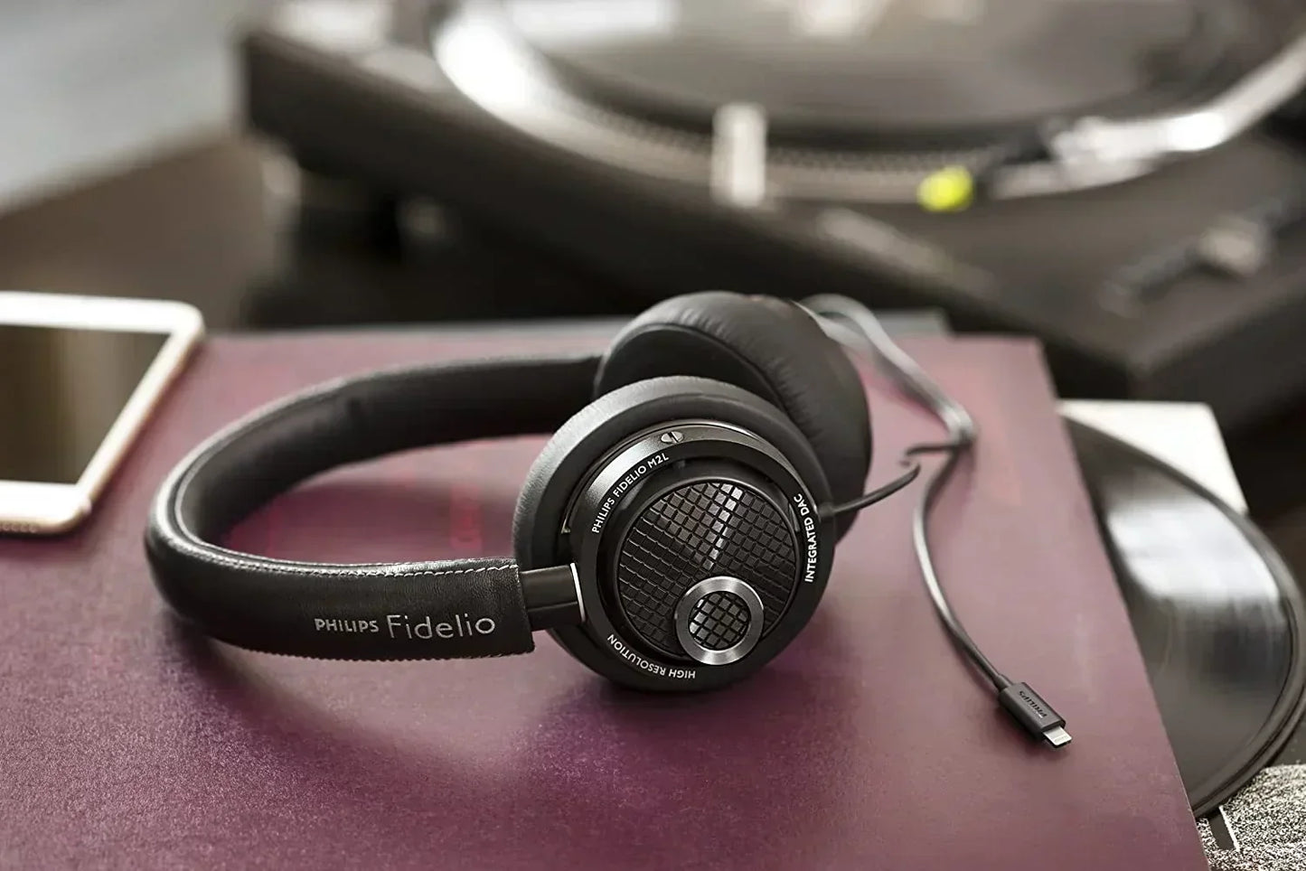 PHILIPS Fidelio M2L/27 High-Resolution Headphones, Lightning Connector, Built-In DAC, Premium Sound, Black