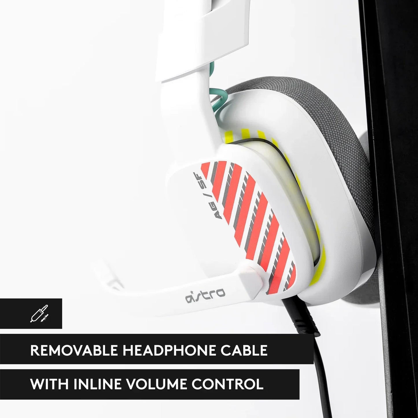 White Astro A40 SF gaming headset with removable cable and inline volume control